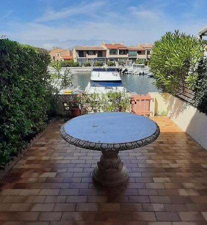 Villa Aux Capellans Sur La Marina Pour 4 Personnes - Vue Marina - Parking - Plage A 5 Min A Pied サン・シプリアン エクステリア 写真